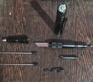 multifunction-pen-tech-gadgets